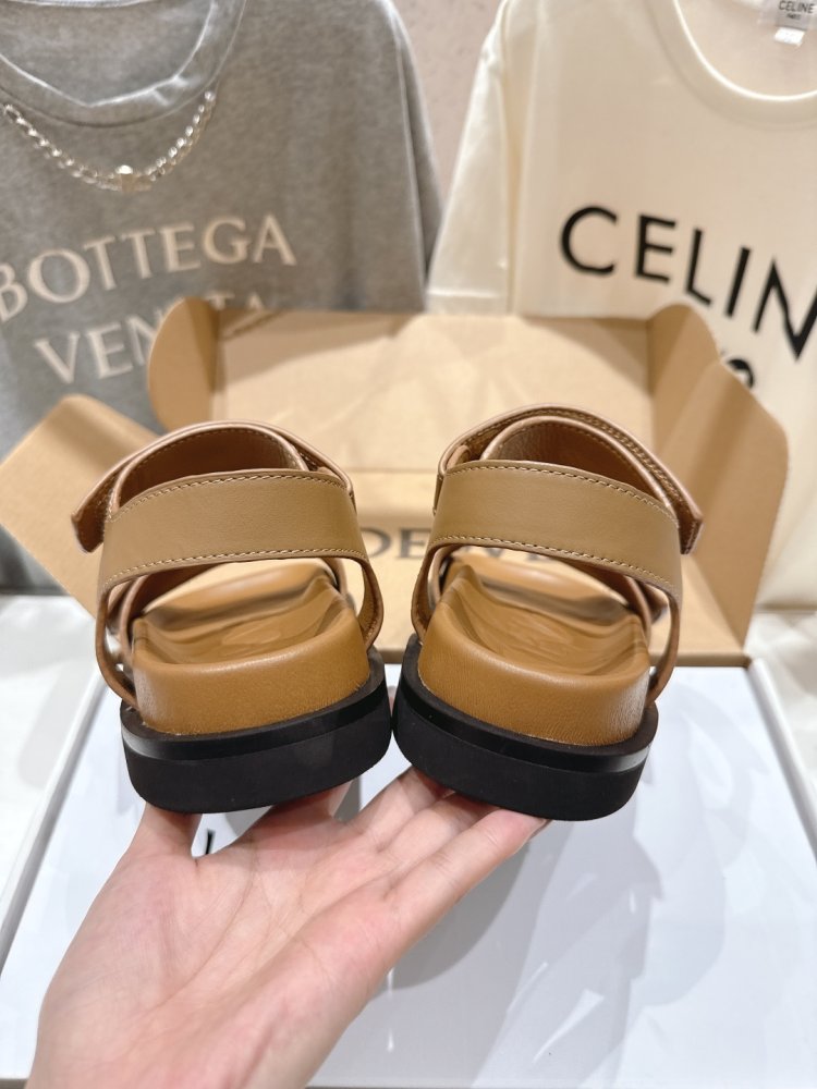 Сандалі жіночі фото 8