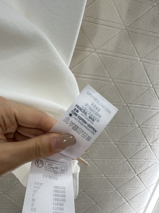 T-shirt women's фото 9