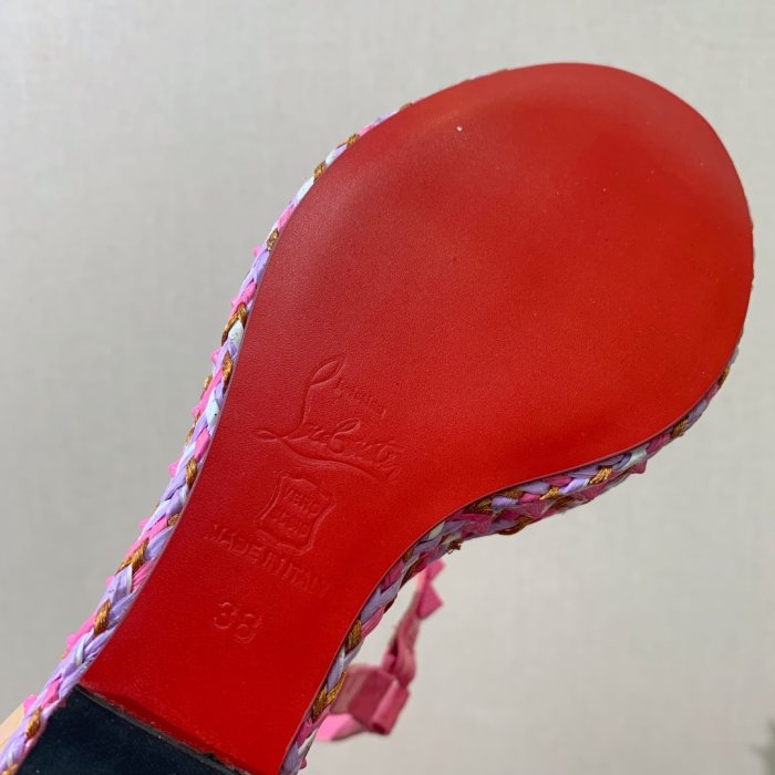 Босоножки фото 9