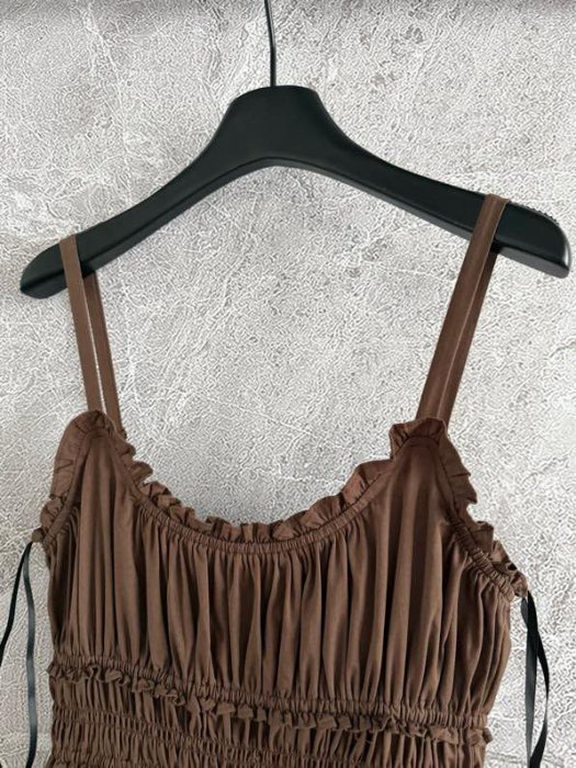 Dress colors mocha-mousse, плиссированное фото 2