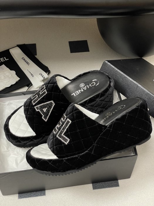 Босоножки фото 4