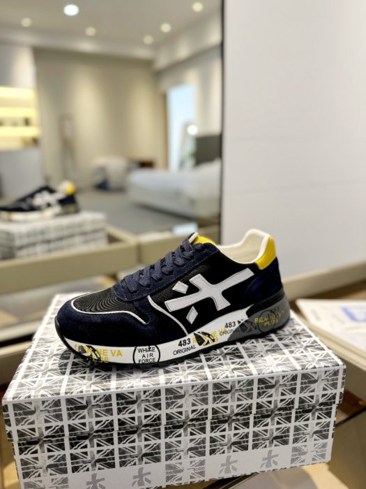 Sneakers Premiata Lander Trainers