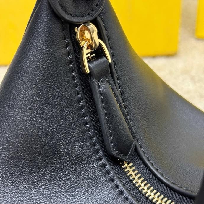 Сумка женская кожаная 20 см фото 4