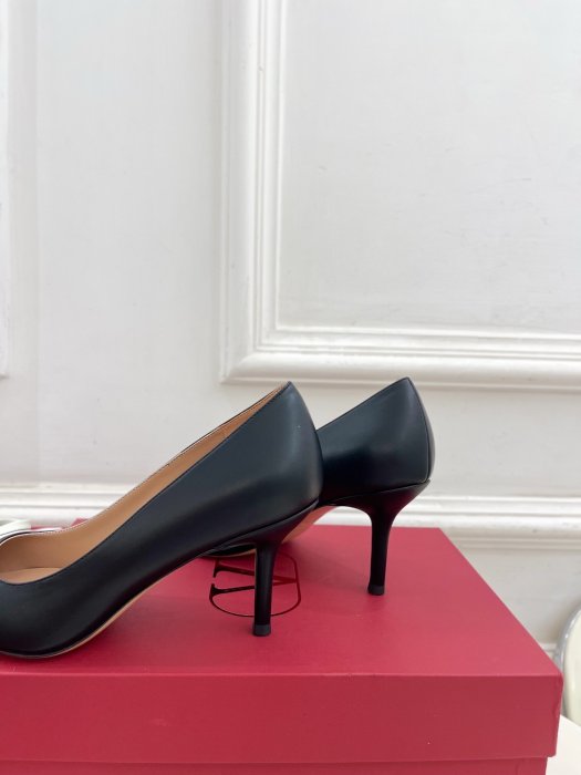 Туфлі жіночі Valentino Garavani фото 8