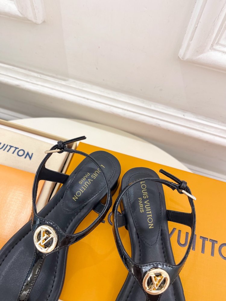 Сандалии женские фото 7