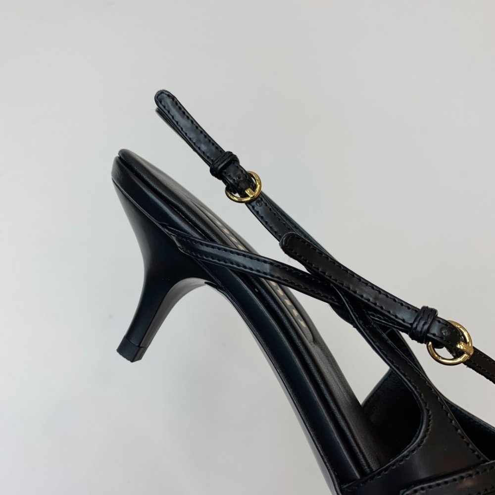 Босоножки фото 9