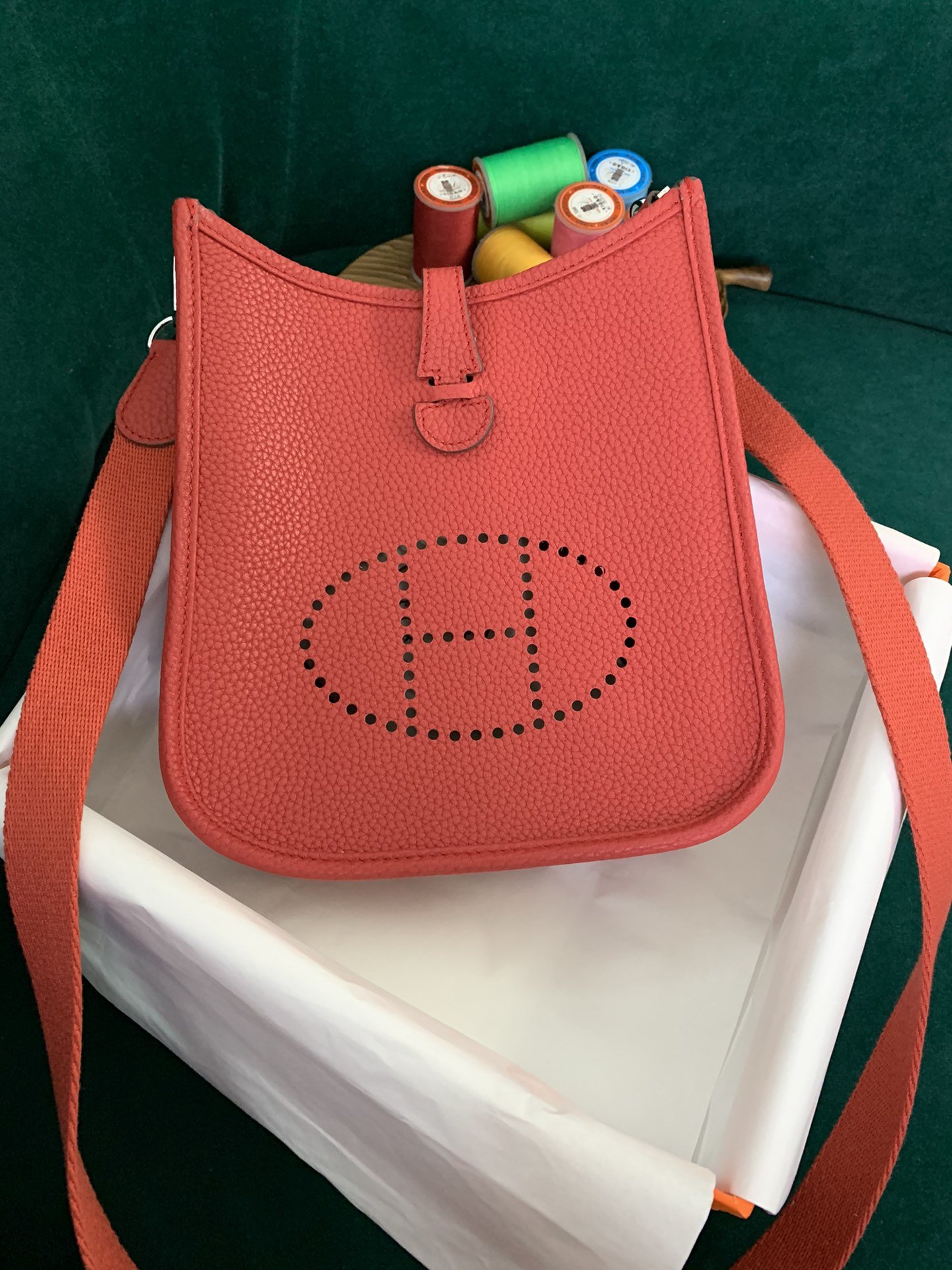 A bag Evelyne 20 cm