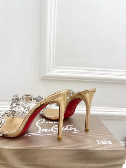 Босоніжки фото 8