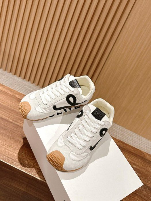 Кроссовки FLOW RUNNER