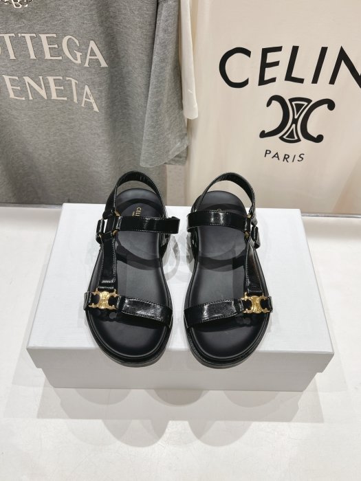 Sandals women's
