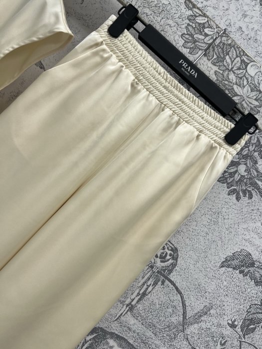 Костюм женский фото 2