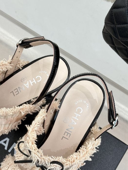 Босоножки фото 8