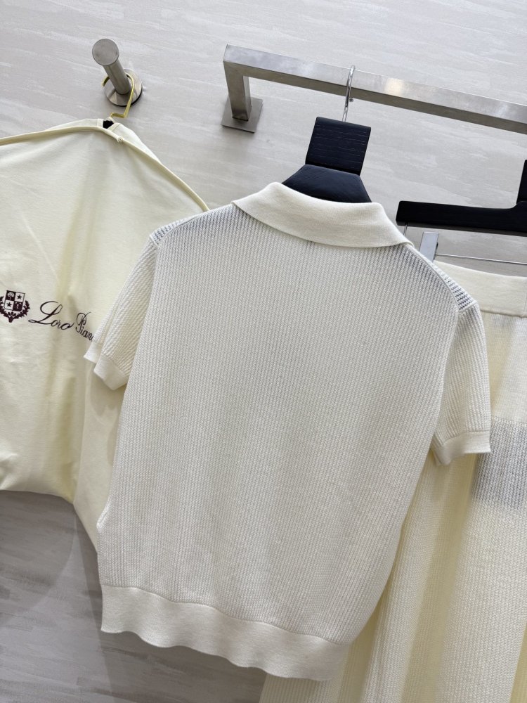 Costume female фото 7