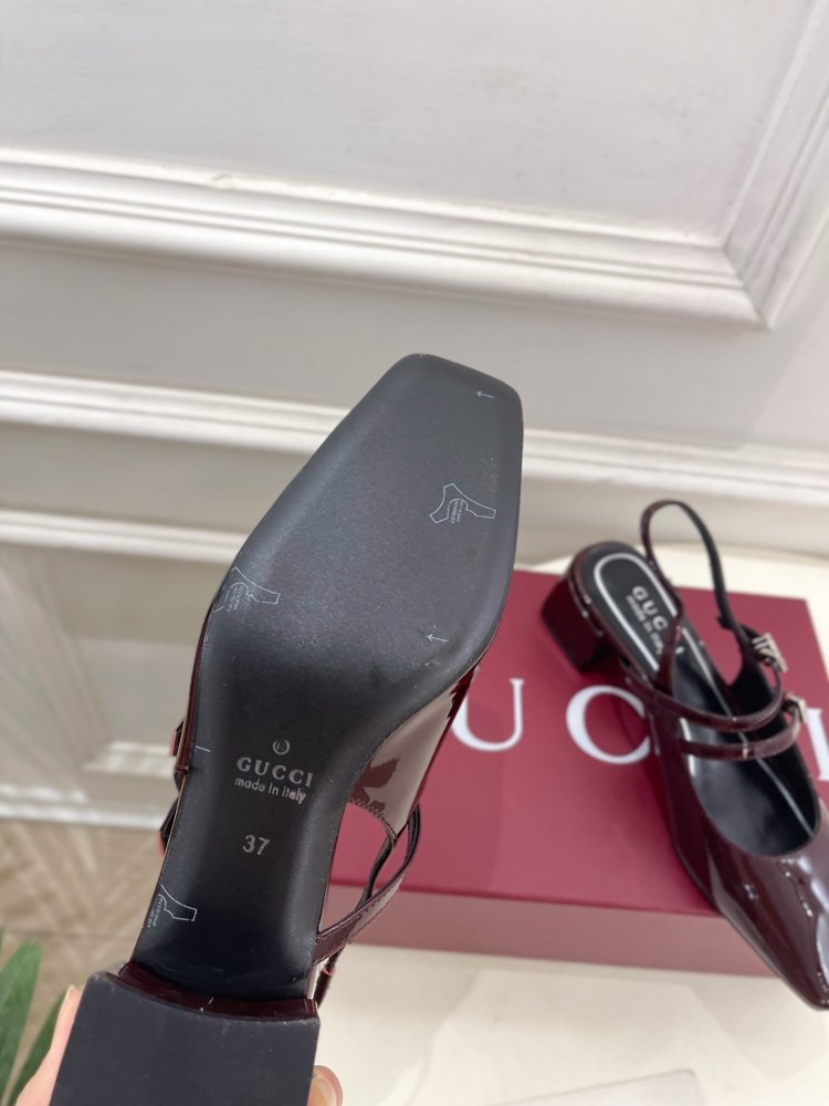 Босоножки фото 9