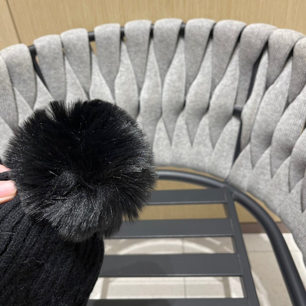 A cap woolen winter фото 2