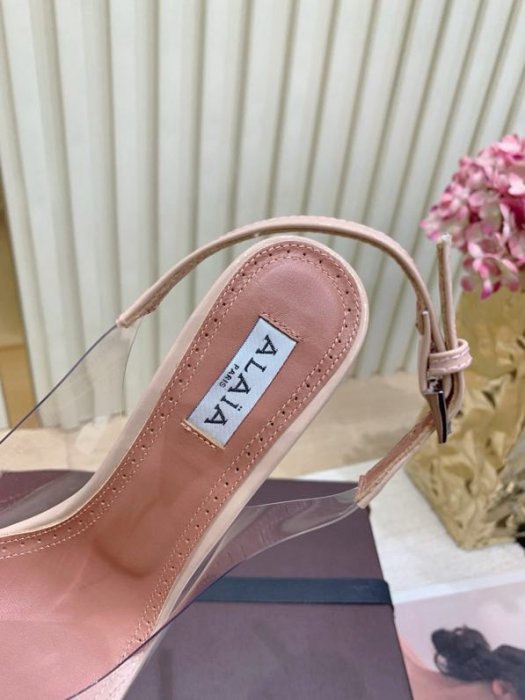 Босоножки на шпильке фото 6