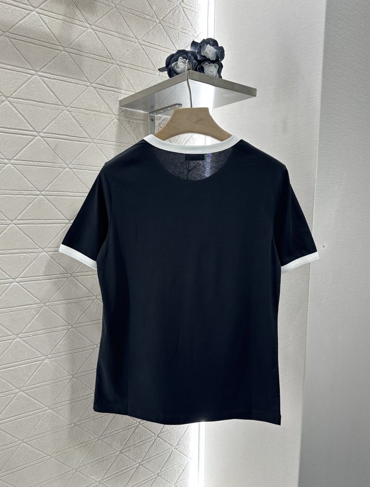 Футболка жіноча фото 2