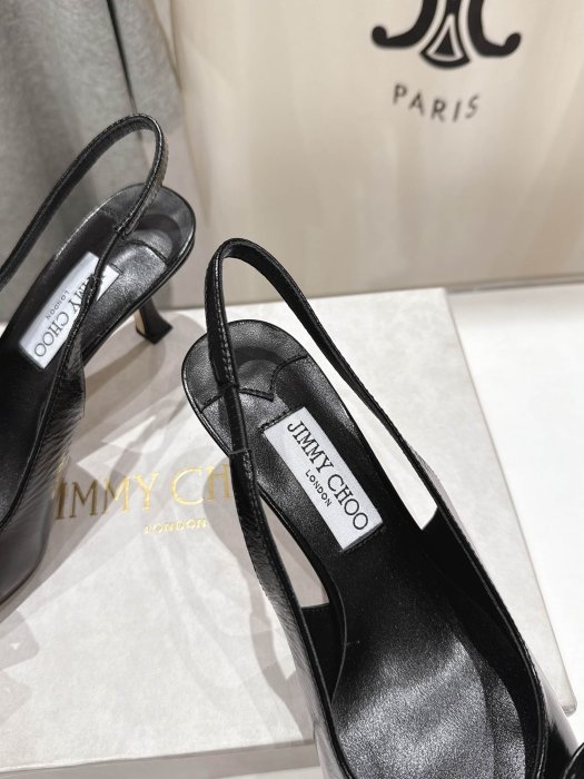 Босоножки фото 6