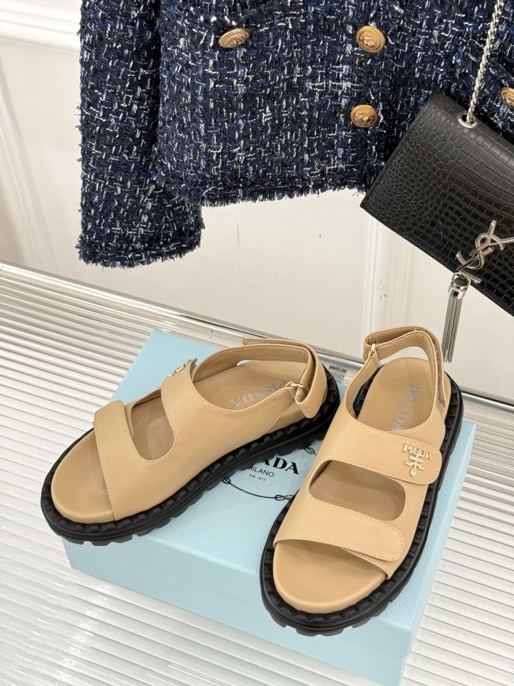 Сандалии женские фото 2