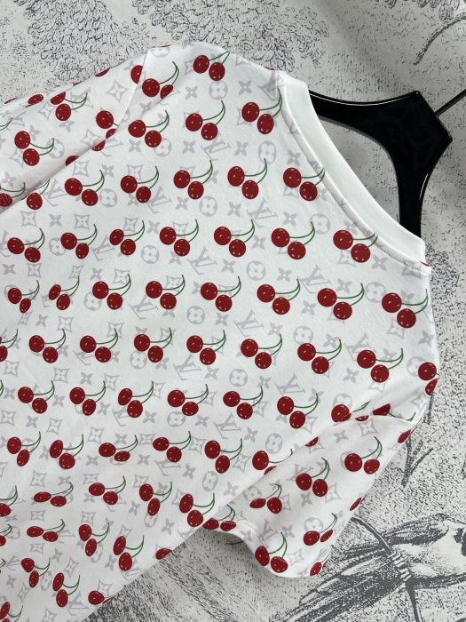 Футболка женская фото 8