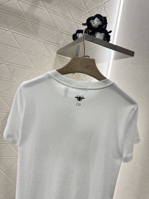 Футболка женская фото 4