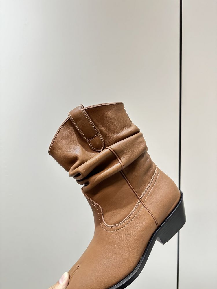 Жіночі шкіряні черевики MM6 з роздвоєним носком фото 5