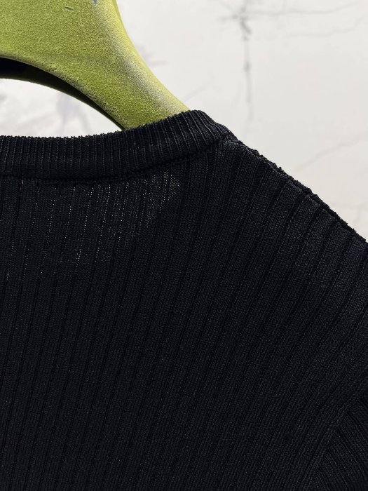 Футболка женская фото 6