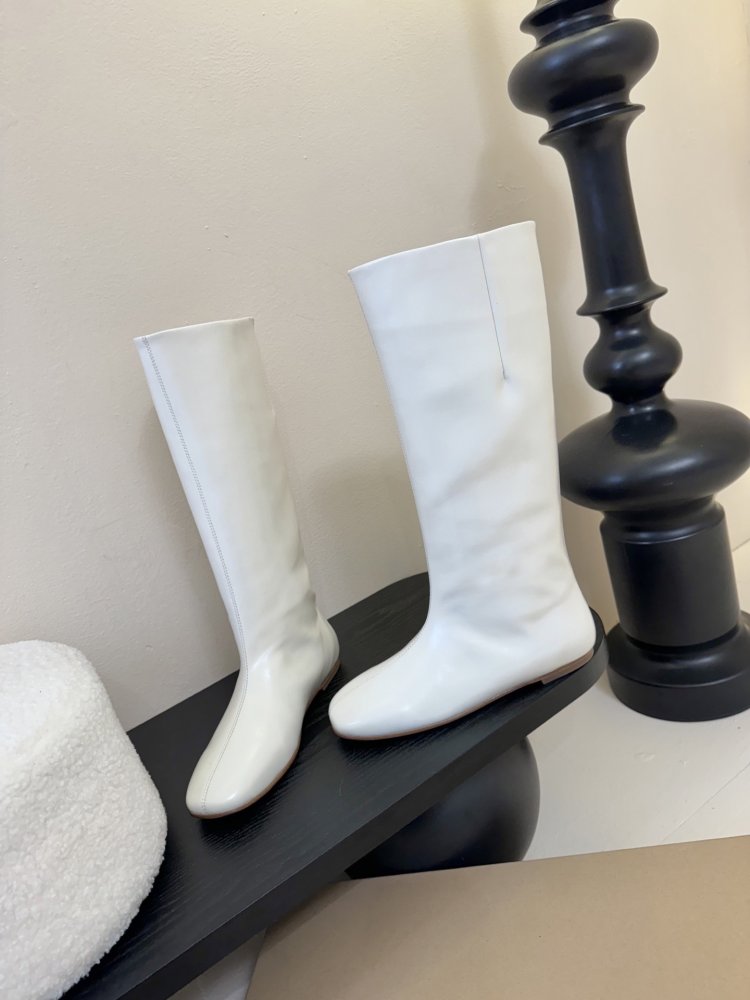 Чоботи жіночі фото 3