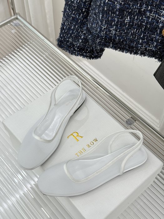 Босоножки фото 2