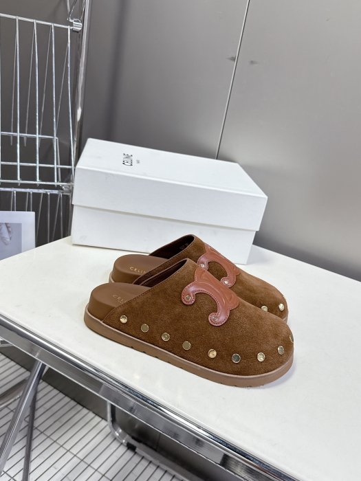 Шлепанцы женские фото 2