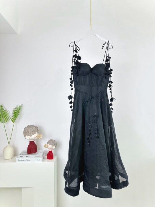 Шовкове Плаття, Сукня з серії WONDERLAND фото 3