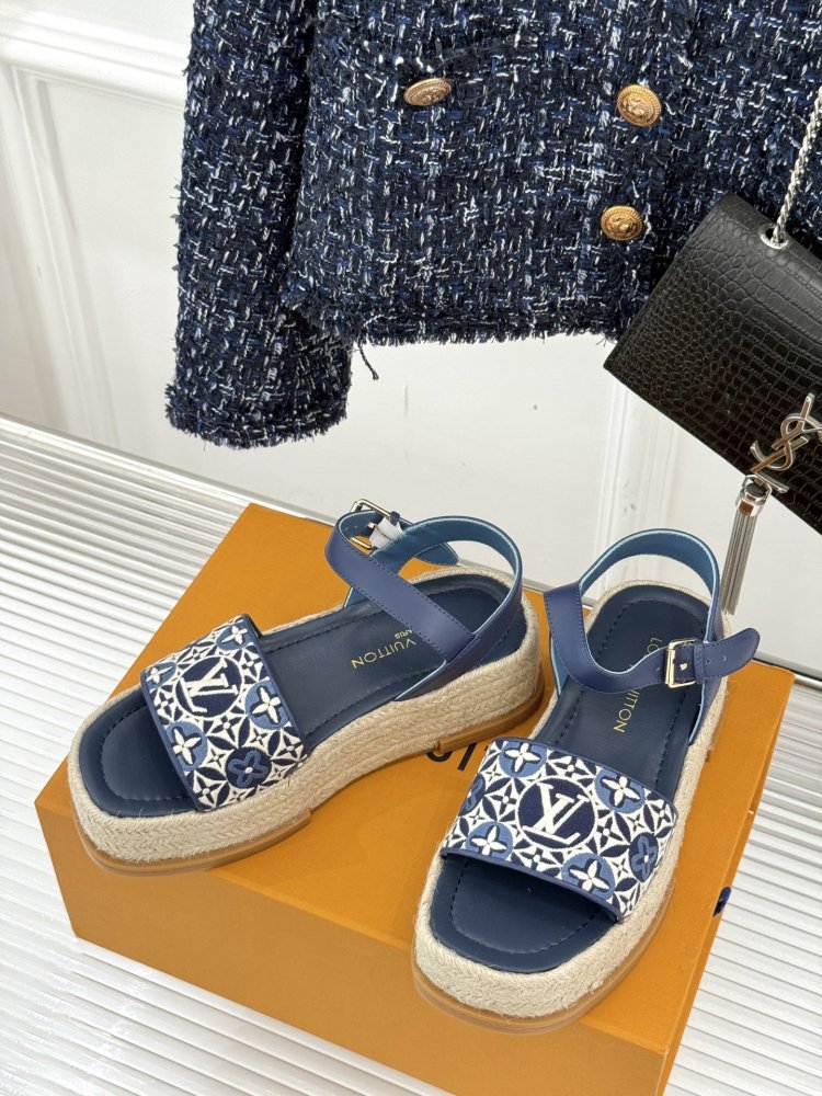 Босоніжки фото 2