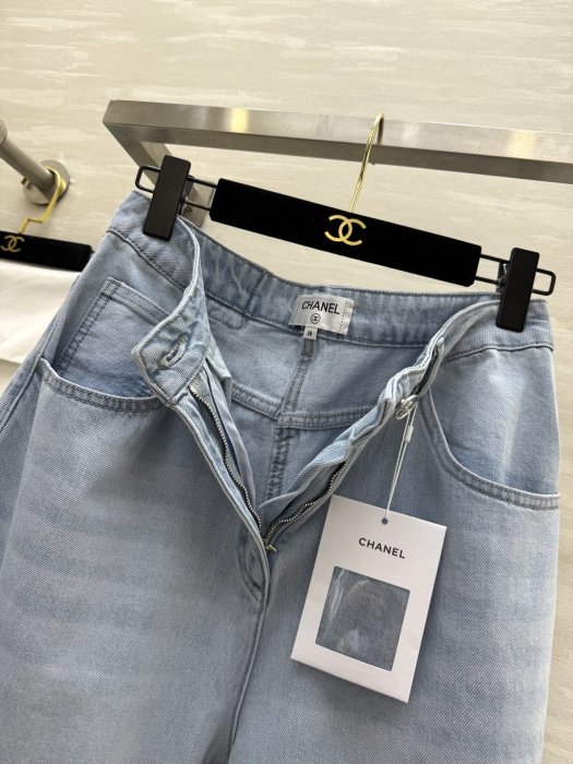 Джинси жіночі фото 5