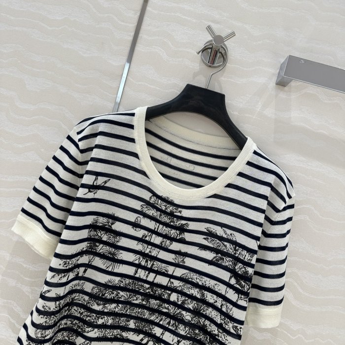 Футболка женская фото 2