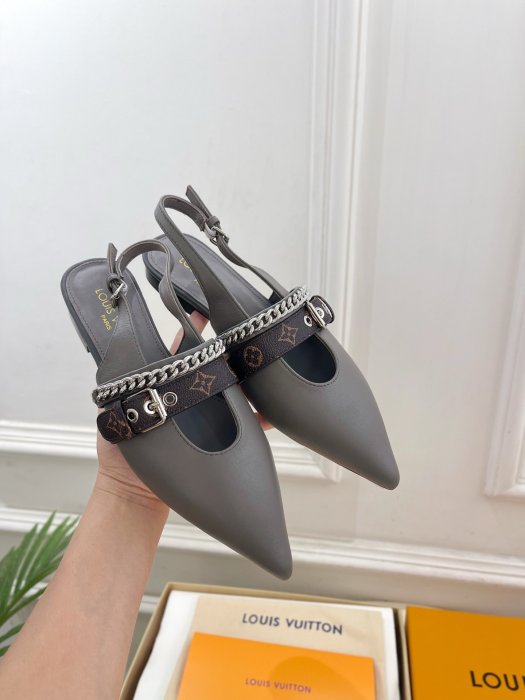 Босоножки фото 4