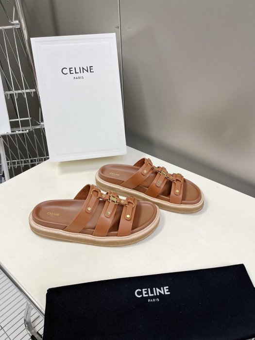 Шлепанцы фото 4