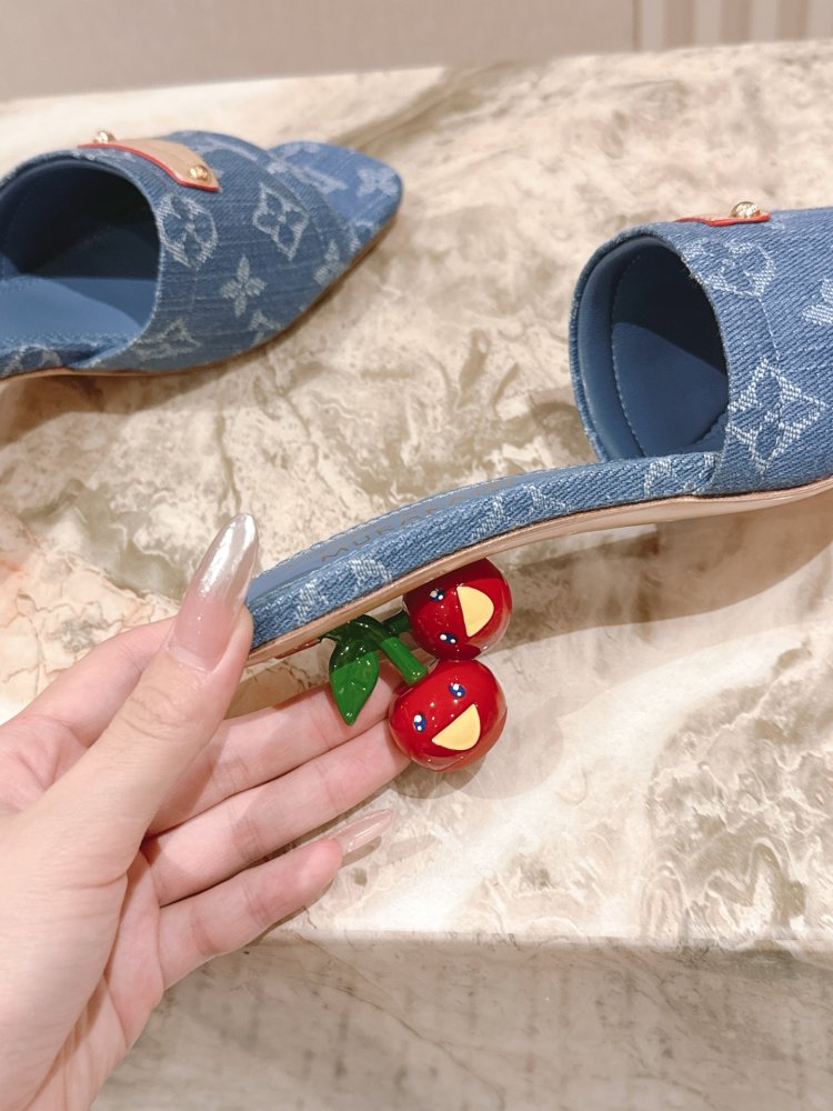 Босоніжки фото 6