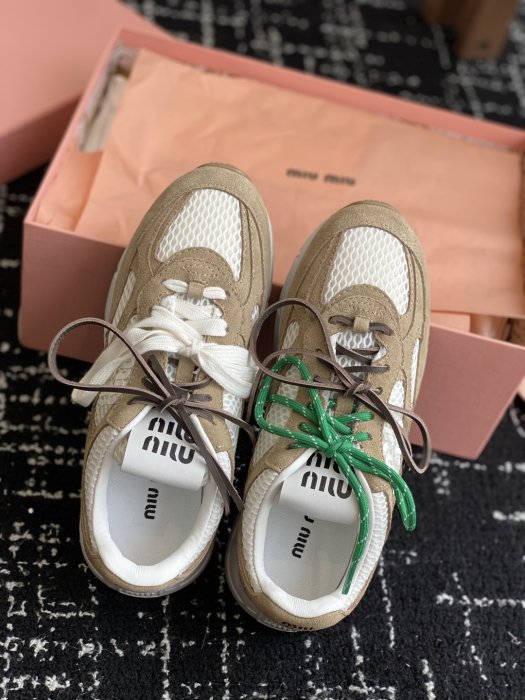 Кроссовки фото 4