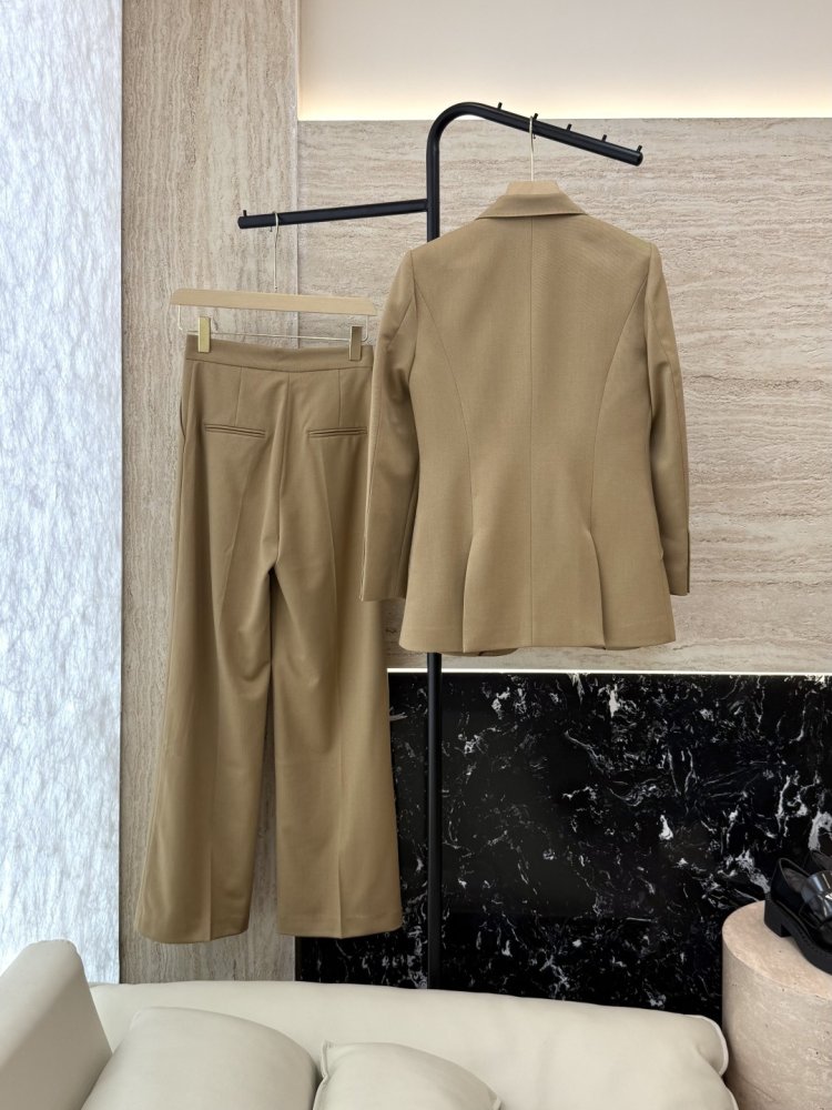 Double-breasted a jacket and pants фото 2