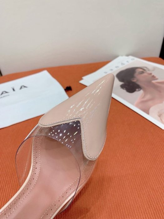 Босоножки фото 5