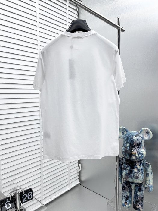 T-shirt men's фото 2