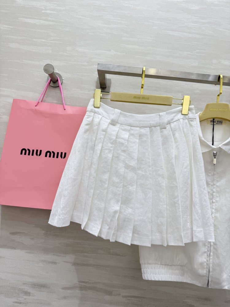 Костюм женский фото 5