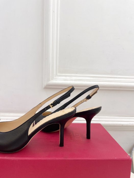 Босоножки фото 8