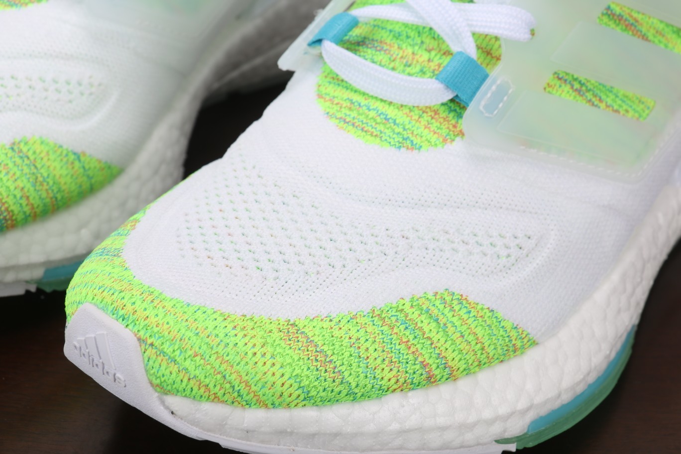 Sneakers Ultra Boost 22 White Bliss Blue Solar Green GX5913 фото 8