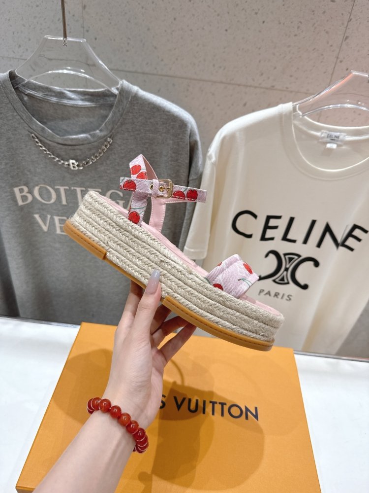 Sandals women's фото 5