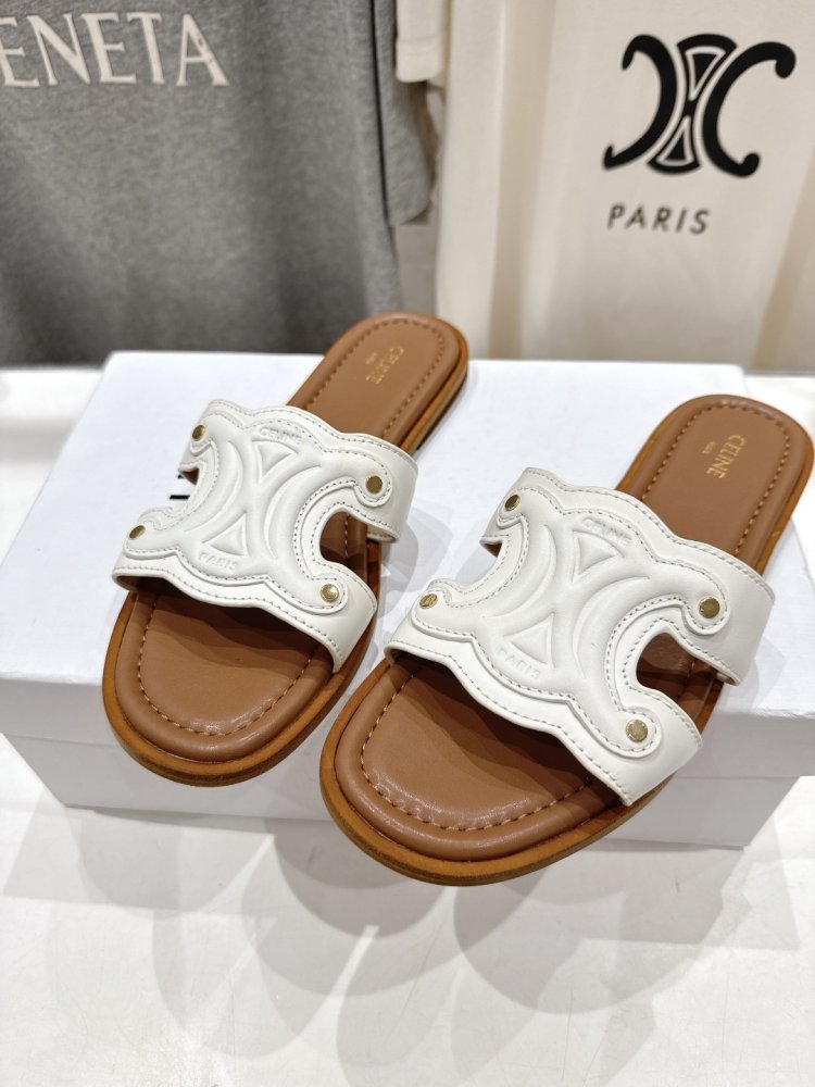 Шлепанцы женские фото 7