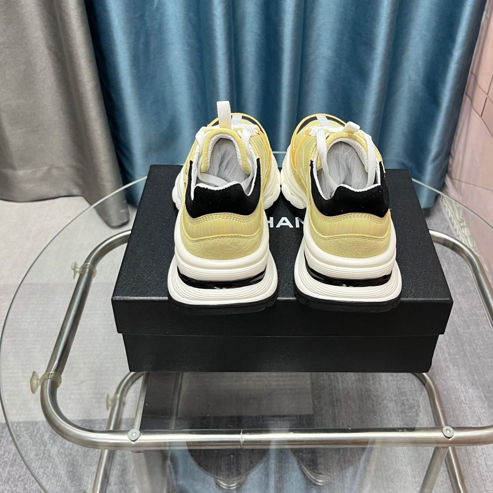 Кроссовки женские фото 6