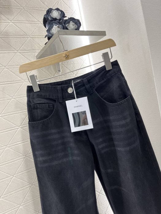 Джинси жіночі фото 4