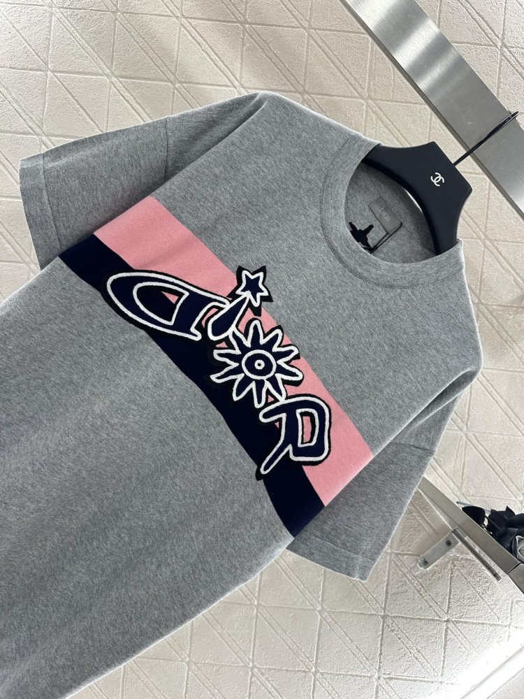 Футболка женская фото 7