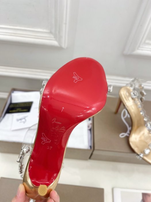 Босоніжки фото 9